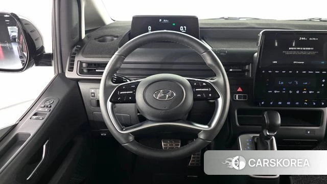 Hyundai Staria 2023 Черный из Кореи, фото 3