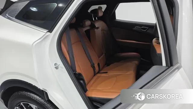 Kia Sportage 5th Generation 2021 Белый из Кореи, фото 3