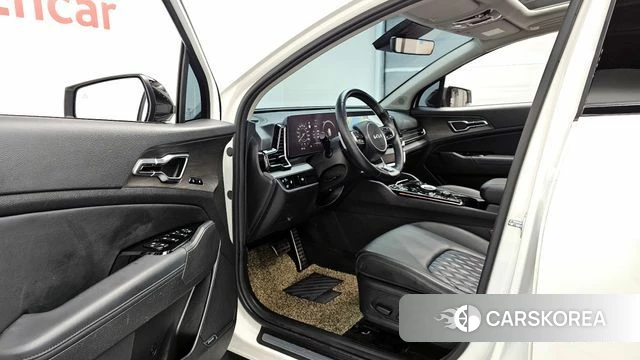 Kia Sportage 5th Generation 2023 Белый из Кореи, фото 3