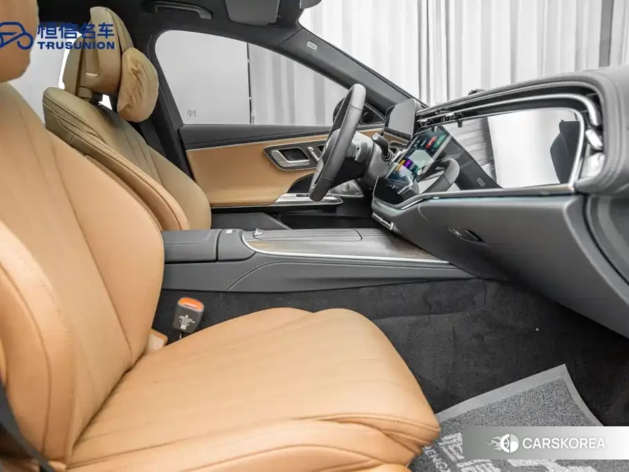Mercedes-Benz E-Class 2025 Черный из Китая, фото 3