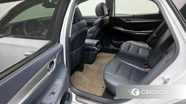 Hyundai The New Grandeur IG Hybrid 2021 Белый из Кореи, фото 3