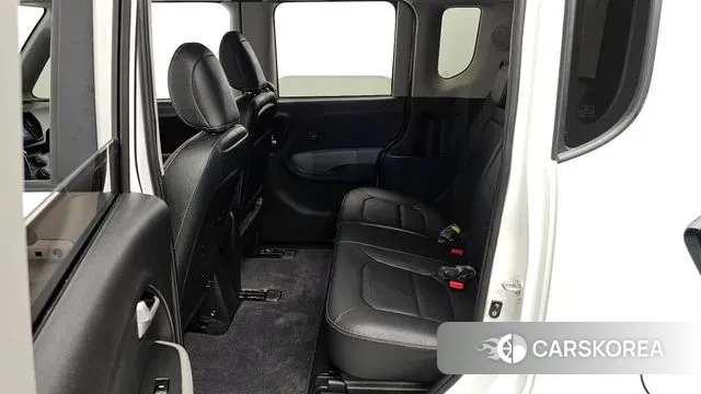 Kia The New Kia Ray 2023 Белый из Кореи, фото 3