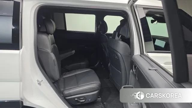 Hyundai Santa Fe (MX5) 2024 Белый из Кореи, фото 3