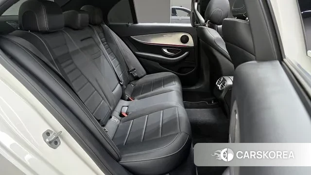 Mercedes-Benz E-Class W213 2019 Белый из Кореи, фото 3