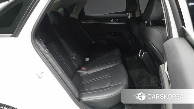 Kia The New K5 Hybrid 3rd generation 2024 Белый из Кореи, фото 3