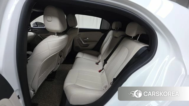 Mercedes-Benz A-Class W177 2021 Белый из Кореи, фото 3