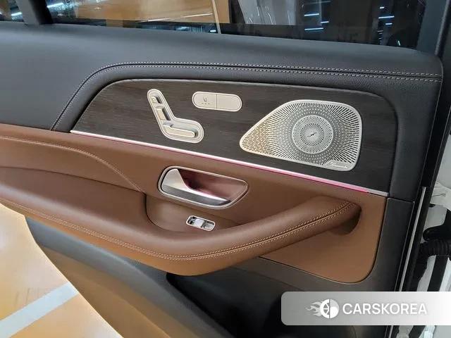 Mercedes-Benz GLE-Class W167 2025 Белый из Кореи, фото 3