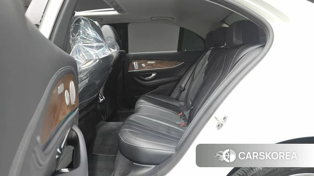 Mercedes-Benz E-Class W213 2018 Белый из Кореи, фото 3