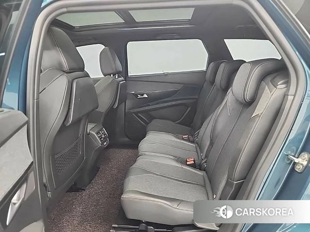 Peugeot 5008 second generation 2021 Темно-зеленый из Кореи, фото 3