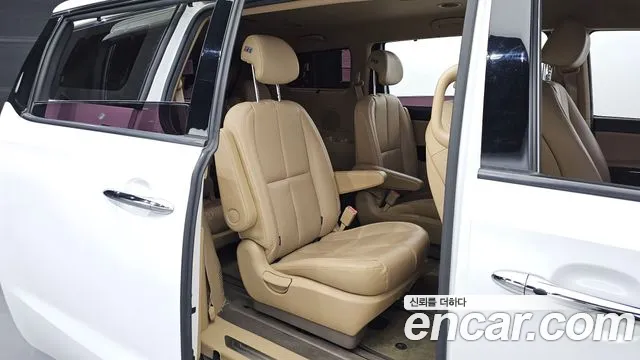 Kia The New Carnival id 2658858 из Кореи 3