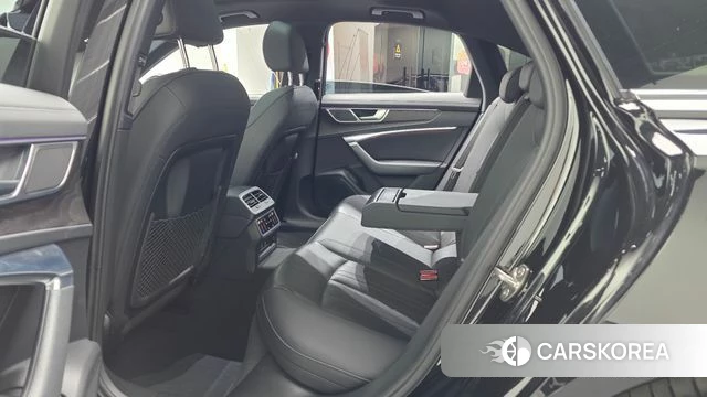 Audi A6 (C8) 2022 Черный из Кореи, фото 3