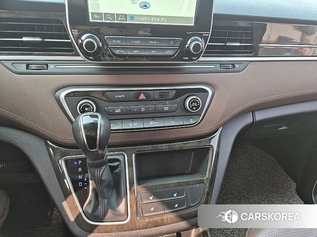 Hyundai The New Grand Starex 2018 Черный из Кореи, фото 3