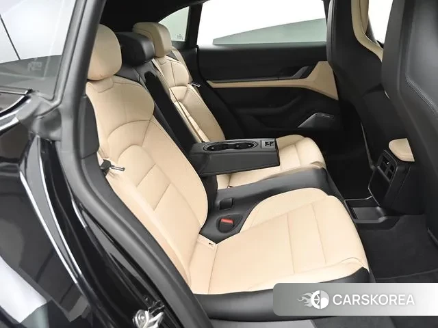 Porsche Taycan 2024 Черный из Кореи, фото 3