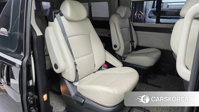 Hyundai The New Grand Starex 2019 Черный из Кореи, фото 3