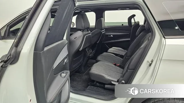 Peugeot 5008 second generation 2018 Белый из Кореи, фото 3