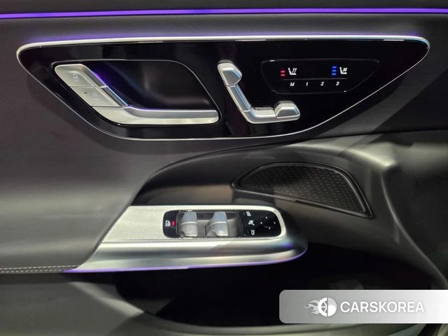 Mercedes-Benz E-Class W214 2025 Серебряный из Кореи, фото 3