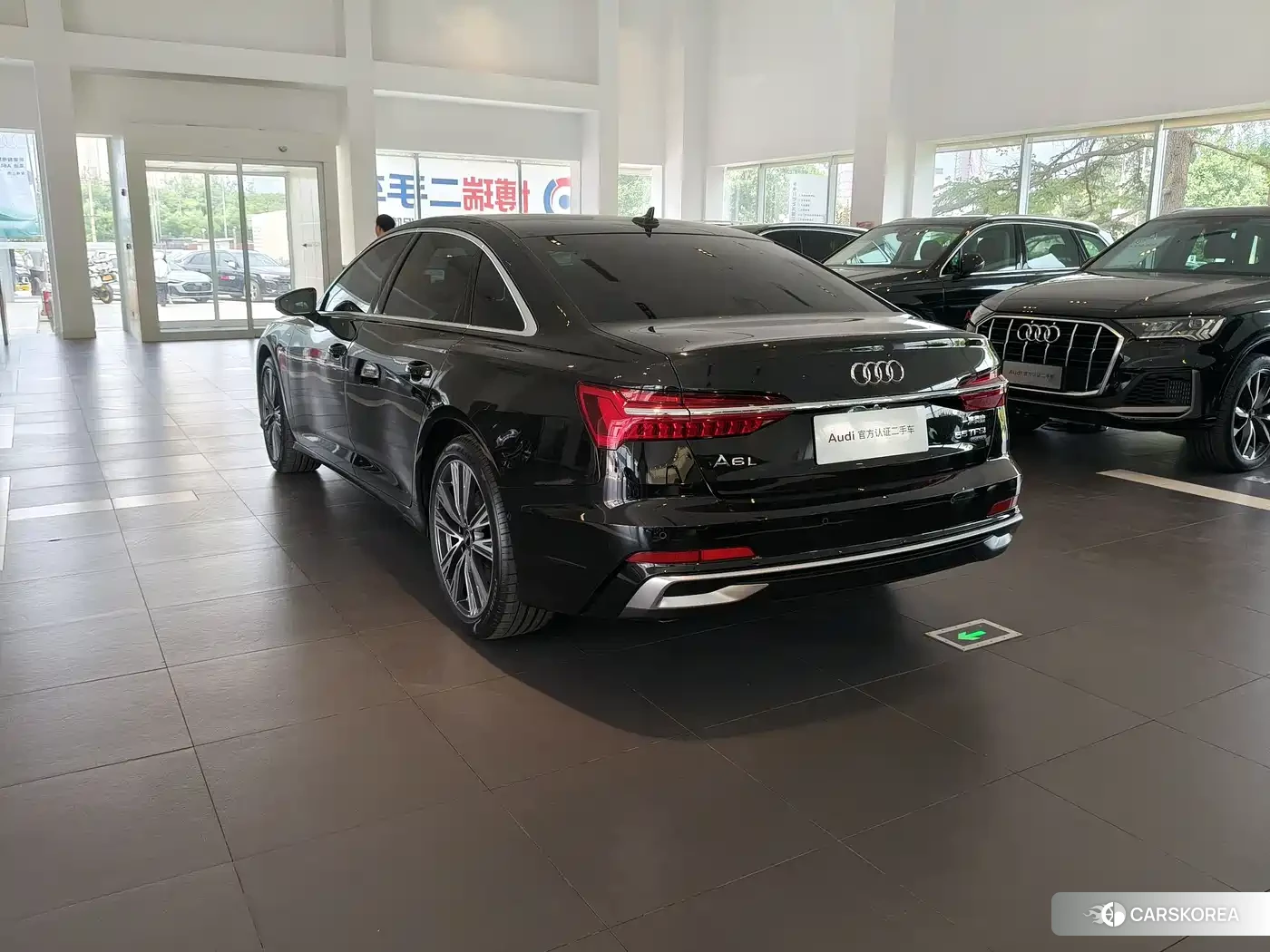 Audi A6L 2026 Черный из Китая, фото 3