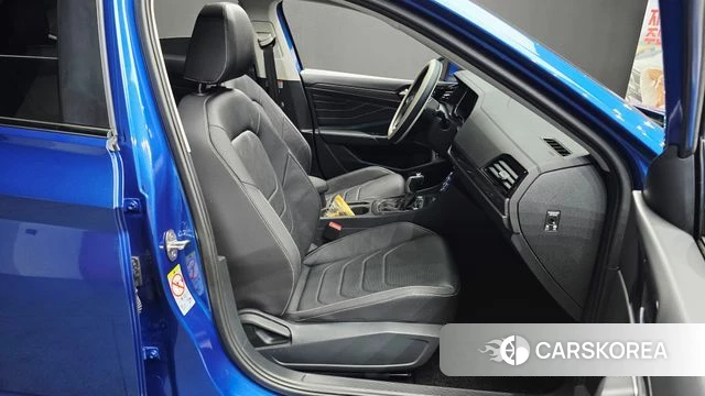 Volkswagen 7th Generation of Jetta 2024 Синий из Кореи, фото 3