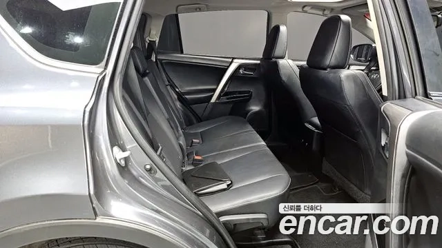 Toyota RAV4 2018 Серый из Кореи, фото 3