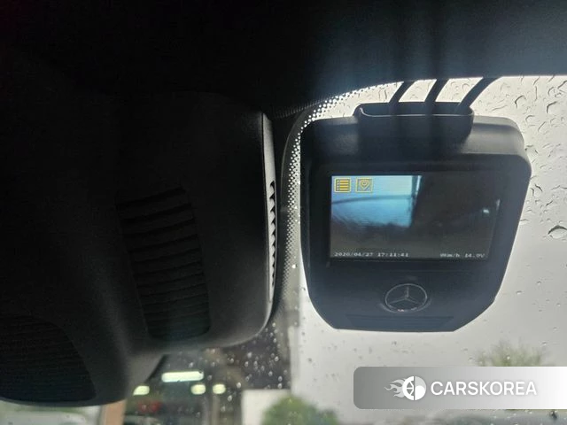 Mercedes-Benz E-Class W213 2022 Белый из Кореи, фото 3