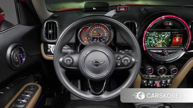 Mini Cooper Countryman 2019 Красный из Кореи, фото 3