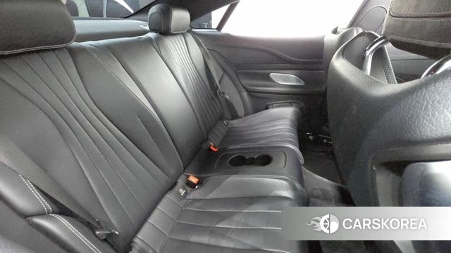 Mercedes-Benz E-Class W213 2018 Белый из Кореи, фото 3