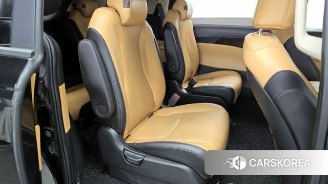 Kia Carnival 4th generation 2022 Черный из Кореи, фото 3