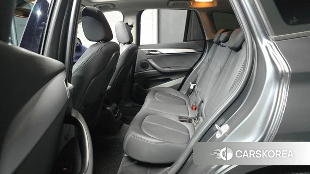BMW X1 (F48) 2018 Серый из Кореи, фото 3