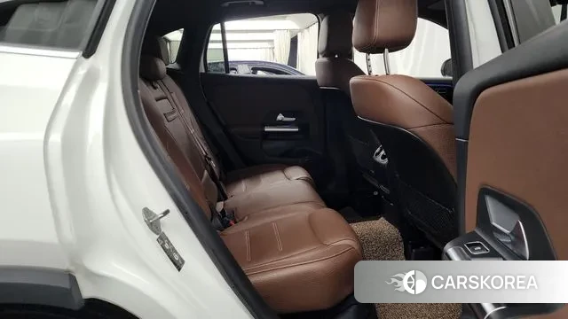 Mercedes-Benz GLA - Class H247 2022 Белый из Кореи, фото 3