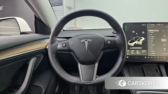 Tesla Model 3 2021 Белый из Кореи, фото 3
