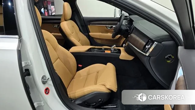 Volvo S90 2025 Белый из Кореи, фото 3