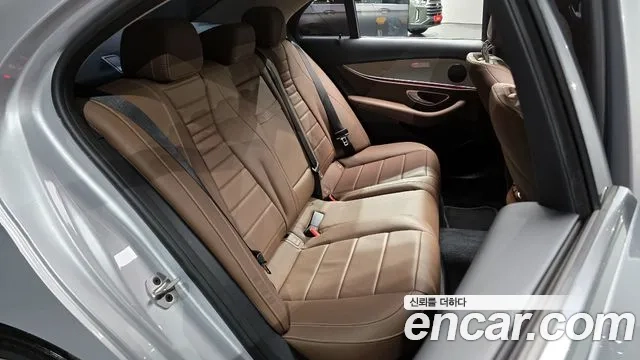 Mercedes-Benz E-Class W213 2019 Серебряный из Кореи, фото 3