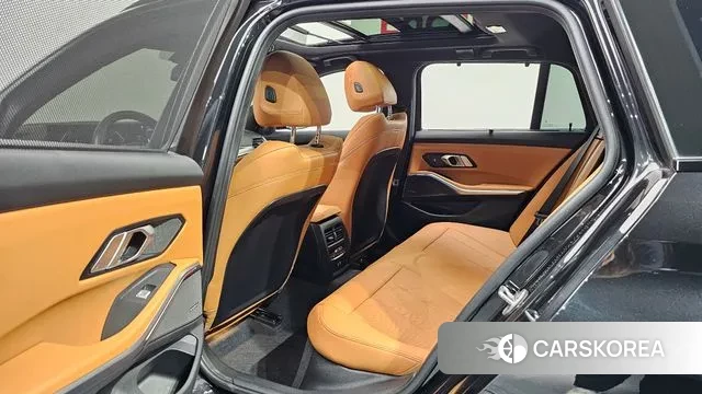 BMW 3 Series (G20) 2024 Черный из Кореи, фото 3