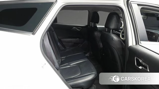 Kia Sportage 5th Generation 2022 Белый из Кореи, фото 3