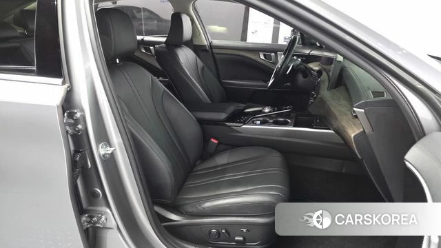 Kia K8 2022 Серебристо-серый из Кореи, фото 3