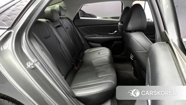 Hyundai The New Avante (CN7) 2024 Серый из Кореи, фото 3