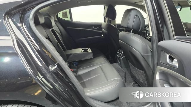 Genesis The New G70 2024 Черный из Кореи, фото 3