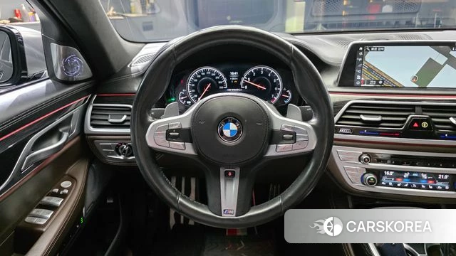 BMW 7 Series (G11) 2018 Черный из Кореи, фото 3