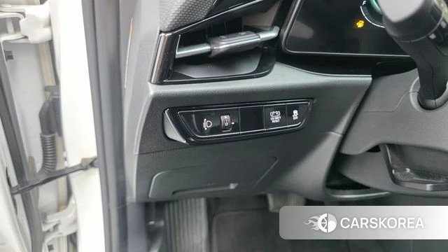 Kia Di Ol Nu Niro 2022 Белый из Кореи, фото 3