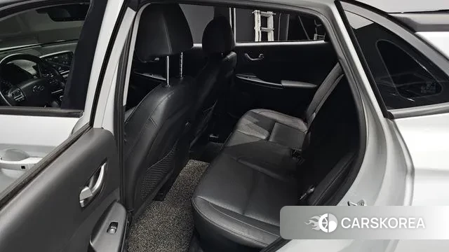 Hyundai Kona 2018 Белый из Кореи, фото 3