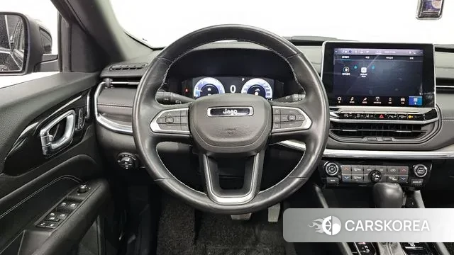 Jeep Compass 2nd Generation 2022 Черный из Кореи, фото 3