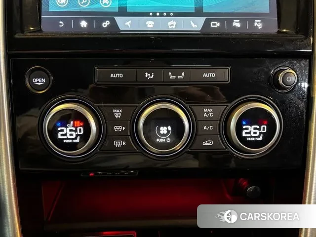 Land Rover Discovery 5 2020 Белый из Кореи, фото 3