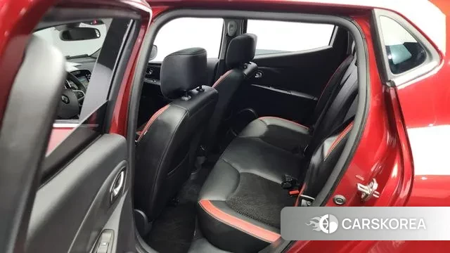 Renault Korea (Samsung) Clio 2019 Красный из Кореи, фото 3