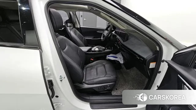 Kia EV6 2022 Белый из Кореи, фото 3