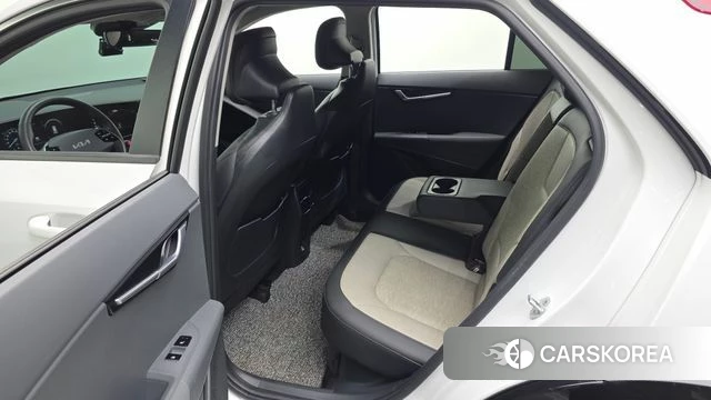 Kia Di Ol Nu Niro 2022 Белый из Кореи, фото 3