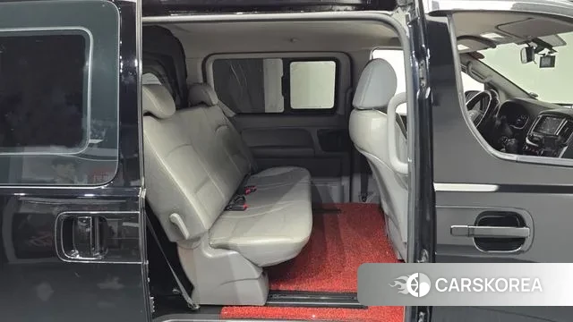 Hyundai The New Grand Starex 2018 Черный из Кореи, фото 3