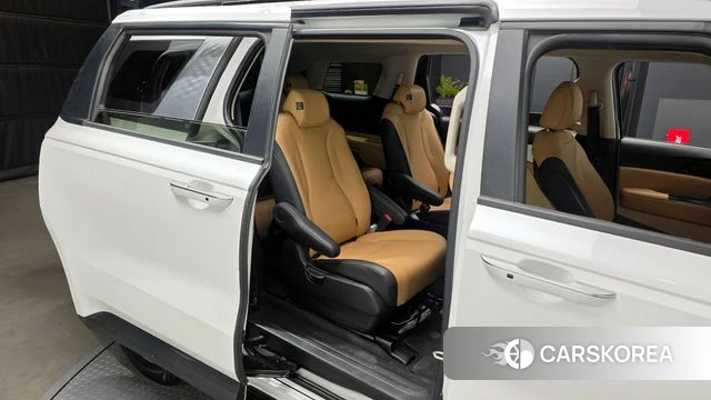 Kia Carnival 4th generation 2022 Белый из Кореи, фото 3