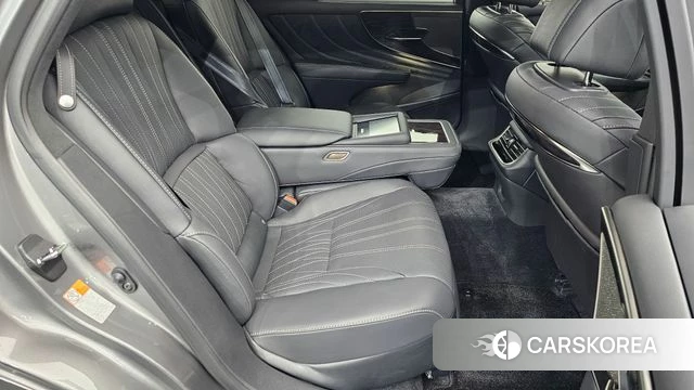 Lexus LS500 5th generation 2023 Серый из Кореи, фото 3