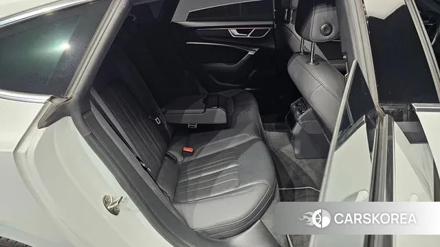 Audi A7 (4K) 2020 Белый из Кореи, фото 3