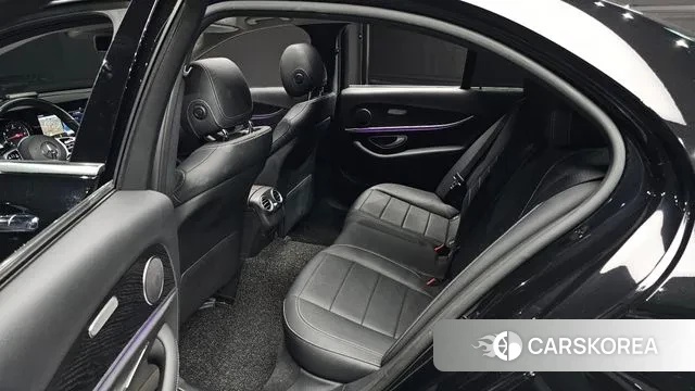 Mercedes-Benz E-Class W213 2019 Черный из Кореи, фото 3